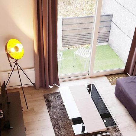 Appartement Cinema Aux Portes Du Futuroscope Chasseneuil-du-Poitou Εξωτερικό φωτογραφία
